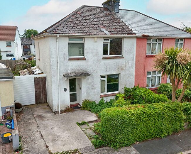 3 Bedroom Semi-Detached House For Sale In Wills Avenue, Paignton, TQ3