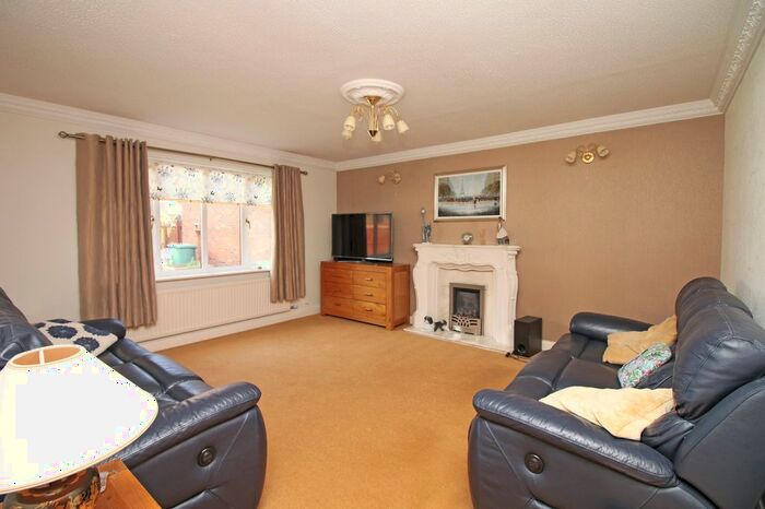 5 Bedroom Detached House For Sale In Trinity Gardens, Thornton-Cleveleys, FY5