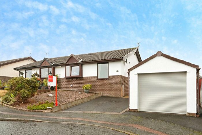 2 Bedroom Bungalow For Sale In Fell View, Burnley, Lancashire, BB10
