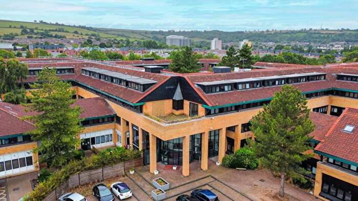 2 Bedroom Flat For Sale In Boulevard View, Whitchurch, Whitchurch Lane, Bristol, BS14