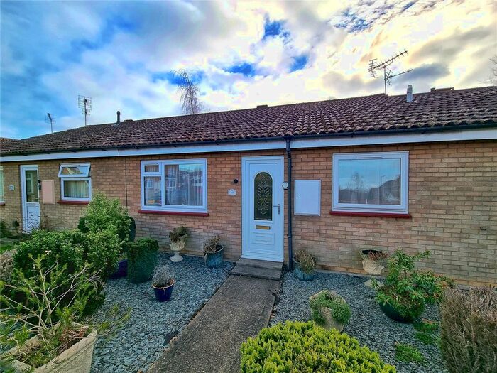 2 Bedroom Bungalow For Sale In Park Road, Sawston, Cambridge, Cambridgeshire CB22