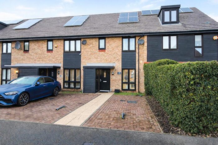 3 Bedroom Terraced House To Rent In Egbert Close, RM12