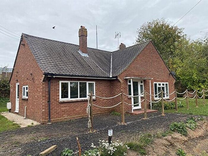 3 Bedroom Detached Bungalow For Sale In Pretoria Road, Halstead, CO9