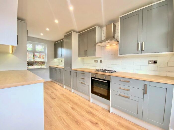 3 Bedroom Terraced House To Rent In Bramble Walk, Sale, M33