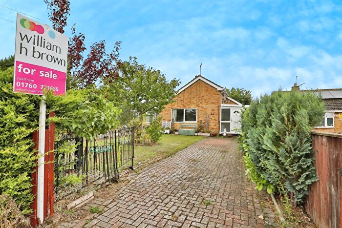 3 Bedroom Detached Bungalow For Sale In Westfields, Narborough, PE32