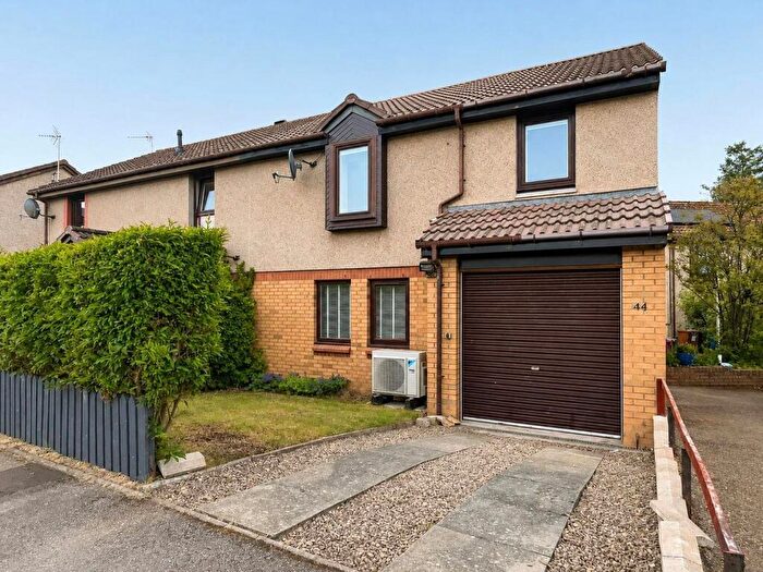 3 Bedroom End Of Terrace House To Rent In Fulmar Road, Lossiemouth, Moray, IV31
