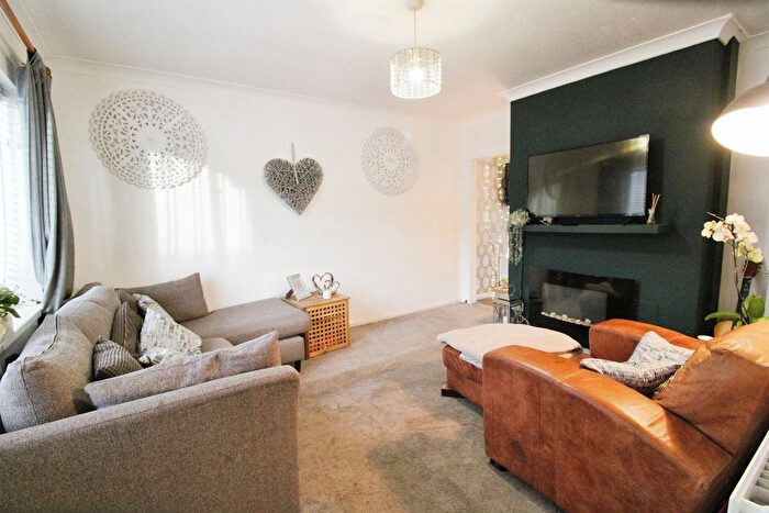 3 Bedroom Terraced House For Sale In Keyston Road, Fairwater, Cardiff, CF5