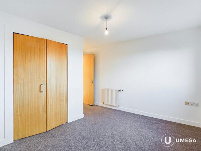 2 Bedroom Apartment To Rent In Slateford Green, Edinburgh, EH14