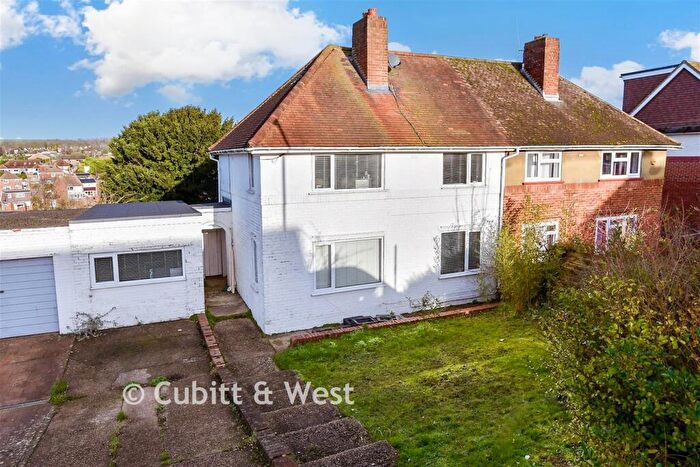 3 Bedroom Semi Detached House For Sale In Denton Drive, Hollingbury, Brighton, East Sussex, BN1