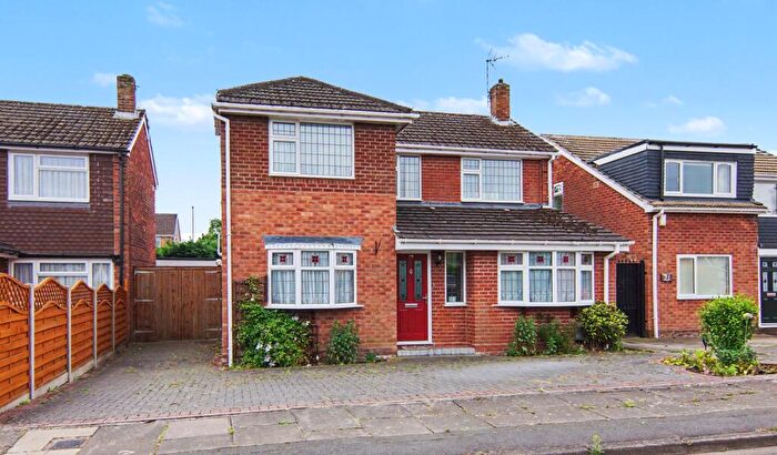 3 Bedroom Detached House For Sale In Lonscale Drive, Coventry, CV3