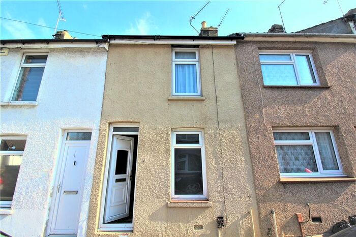 2 Bedroom Terraced House To Rent In Elliott Street, Gravesend, Kent, DA12
