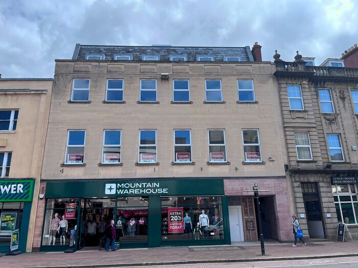 1 Bedroom Flat To Rent In North Street, Taunton, TA1