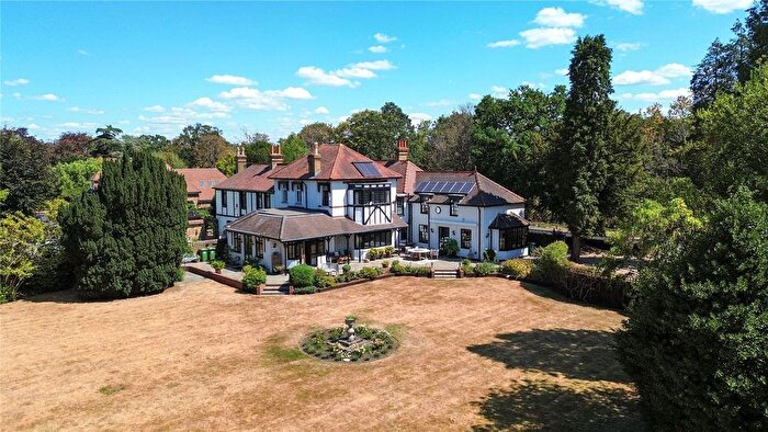 6 Bedroom Detached House For Sale In Laleham, Surrey, TW18