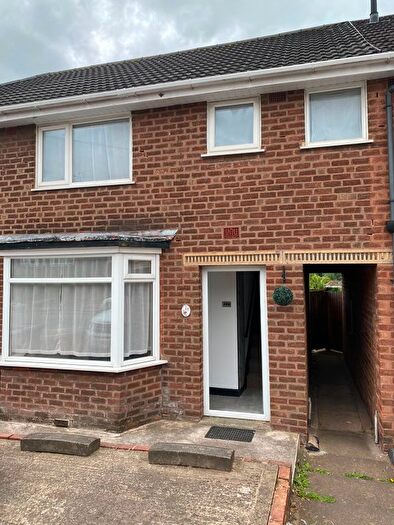 3 Bedroom Semi-detached House To Rent In Dorrington Road, Birmingham, B42