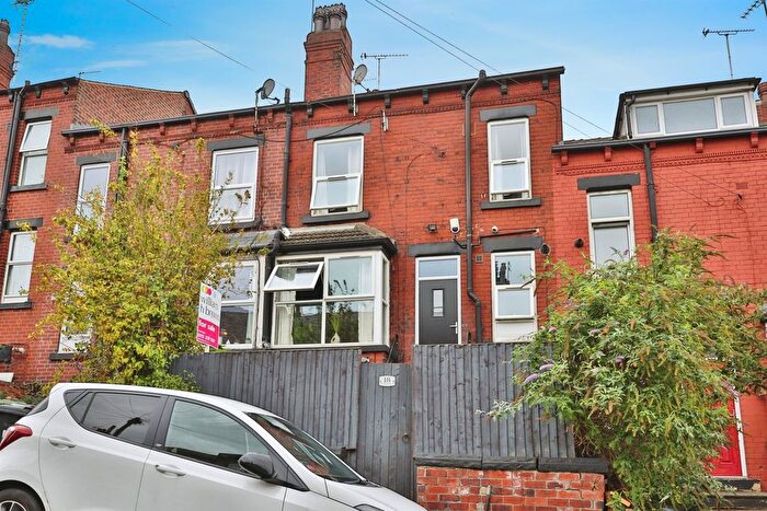 3 Bedroom Terraced House For Sale In Woodside Place, Leeds, LS4
