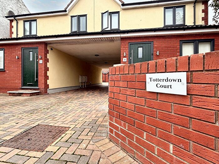 2 Bedroom Semi Detached Bungalow For Sale In Totterdown Road, Weston-Super-Mare, Somerset, Lh, Gb, BS23