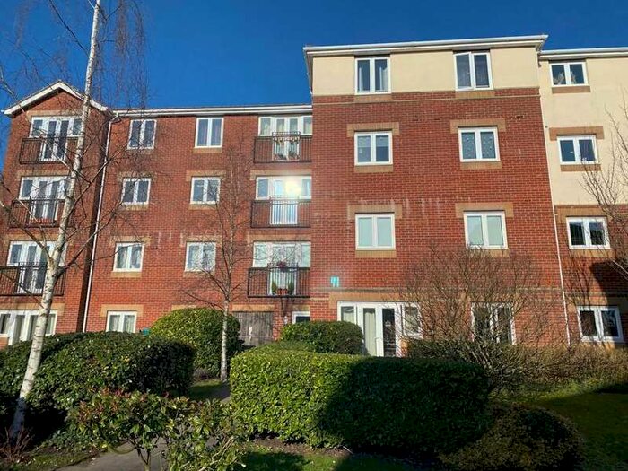 1 Bedroom Apartment To Rent In West End House, West End Road, Bitterne Southampton, SO18