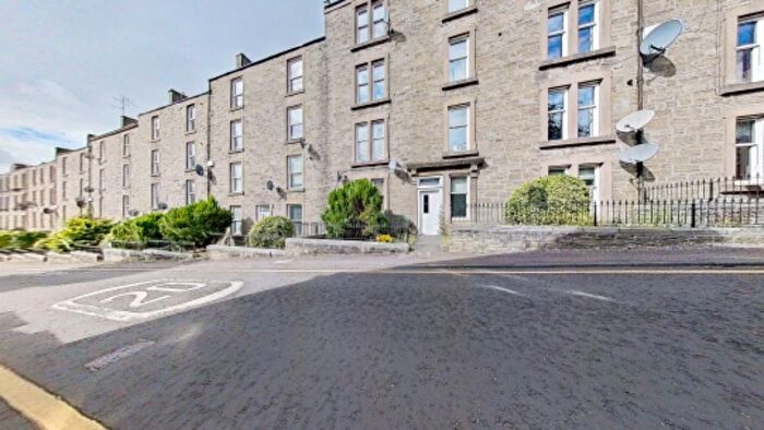 2 Bedroom Flat To Rent In Union Place, West End, Dundee, DD2