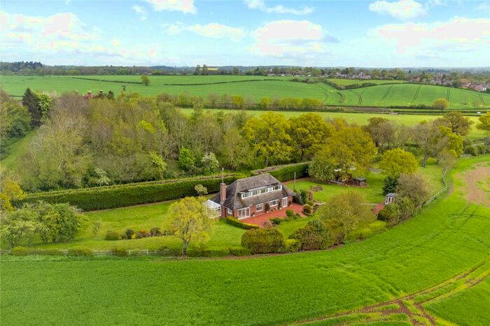 4 Bedroom Detached House For Sale In Hampton-on-the-Hill, Warwick, CV35