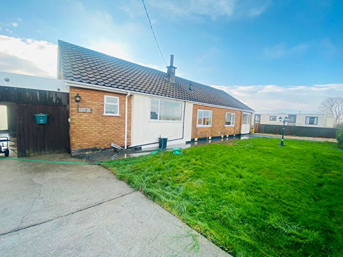 2 Bedroom Bungalow To Rent In Sea Lane, Huttoft, Alford, LN13