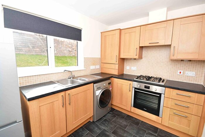 2 Bedroom Flat To Rent In Holm Farm Road, Inverness, IV2