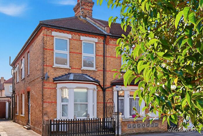 1 Bedroom Flat To Rent In Colchester Road, Southend-On-Sea, SS2