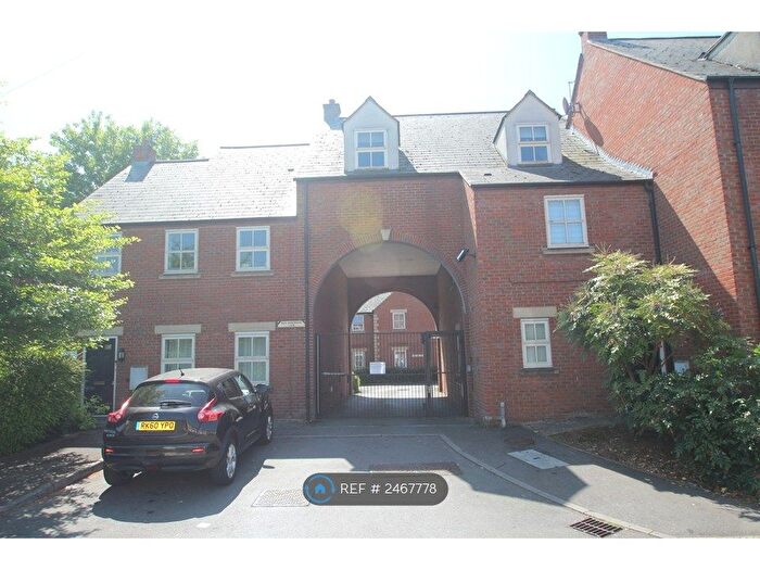2 Bedroom Flat To Rent In Farm Street, Gloucester, GL1