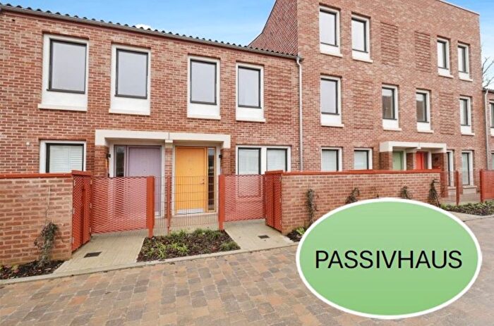 3 Bedroom Terraced House For Sale In Duncombe Square, Burton Stone Lane, York, YO30