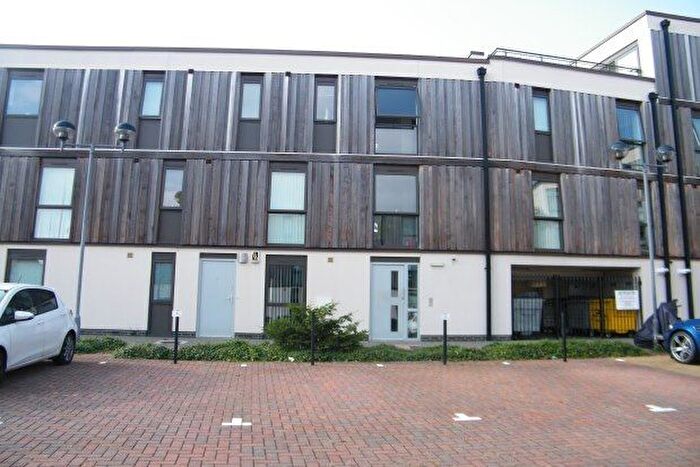 1 Bedroom Flat To Rent In Ashby Wood Drive, Northampton, NN5