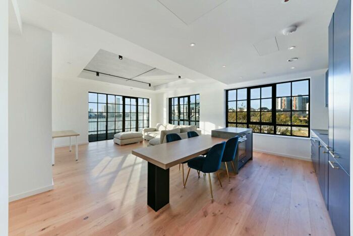 2 Bedroom Apartment To Rent In Agar House, Goodluck Hope, London, E14