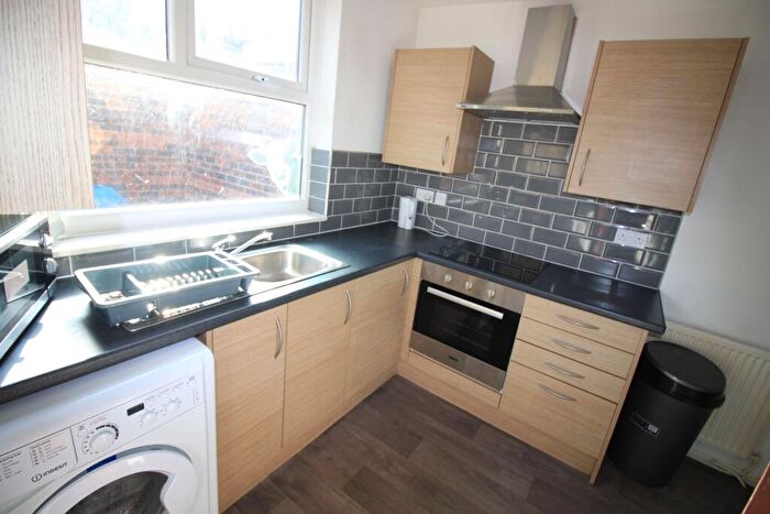 1 Bedroom Terraced House To Rent In Mackenzie Road, Salford, M7