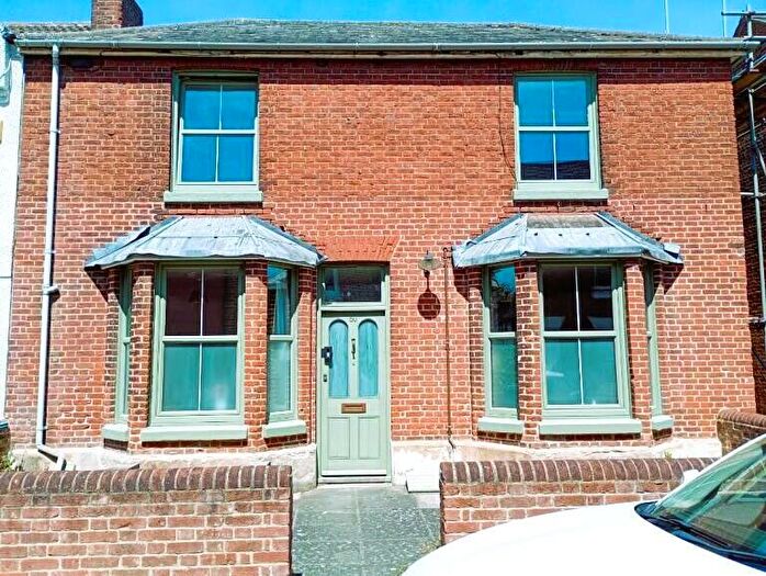 1 Bedroom Flat To Rent In Lansdown Road, Canterbury Ref -, CT1
