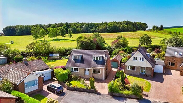 3 Bedroom Detached House For Sale In Peterborough Close, Lodge Moor, Sheffield, S10