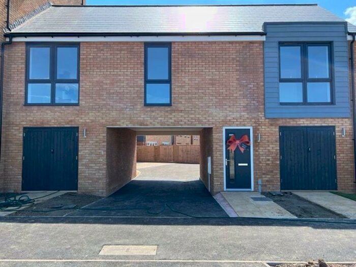 2 Bedroom Coach House To Rent In Buller Road, Banwell, BS29