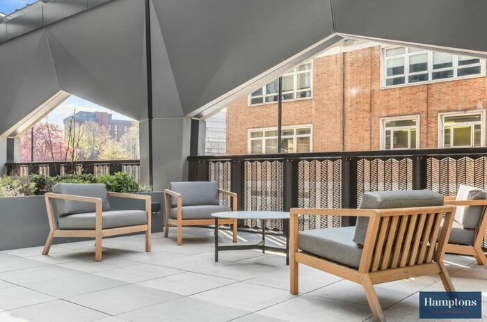 3 Bedroom Flat To Rent In George Street, Croydon, CR0