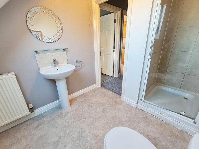 1 Bedroom Flat To Rent In Vale Road, Boscombe (), P10