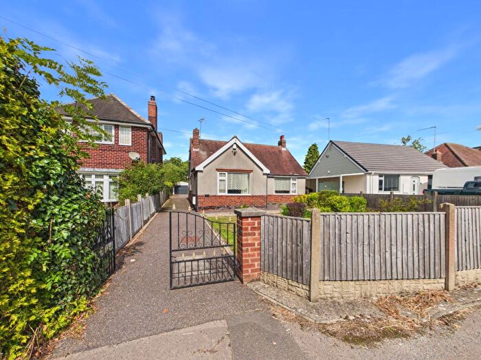 3 Bedroom Detached Bungalow For Sale In Dark Lane, North Wingfield, S42