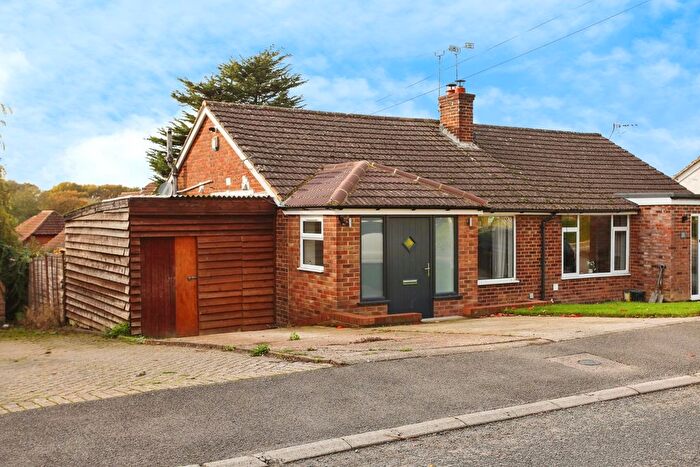 2 Bedroom Bungalow For Sale In Wayside Avenue, Tenterden, Kent, TN30