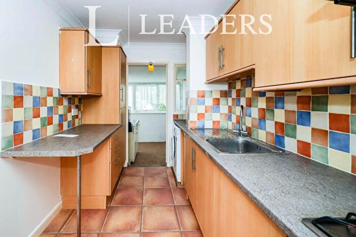 3 Bedroom End Of Terrace House To Rent In Allaway Avenue, PO6