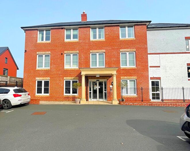 1 Bedroom Apartment For Sale In Hubert Lodge, South Street, Hythe, SO45