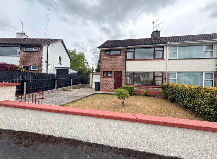 3 Bedroom Semi-Detached House For Sale In Elmwood Park, Newry, BT34