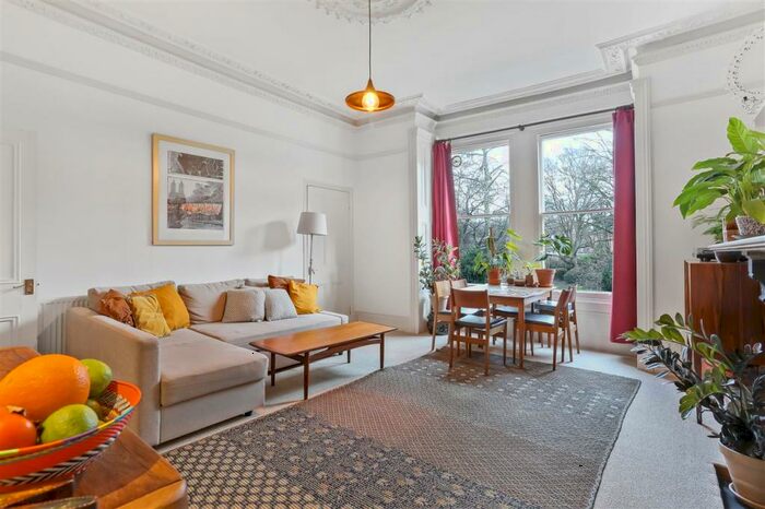 2 Bedroom Flat To Rent In Dalmeny Road, London, N7