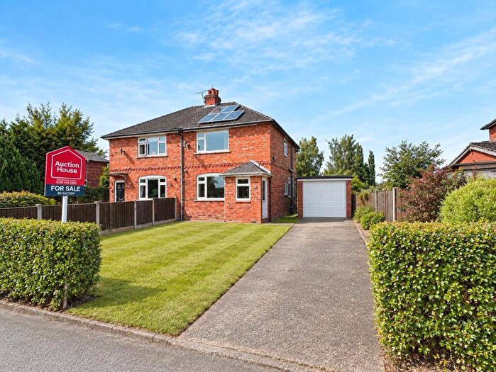 3 Bedroom Semi-Detached House For Sale In No. Heatley Lane, Broomhall, Nantwich, Cheshire, CW5