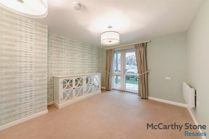 1 Bedroom Apartment For Sale In Coquet Avenue, Whitley Bay, NE26