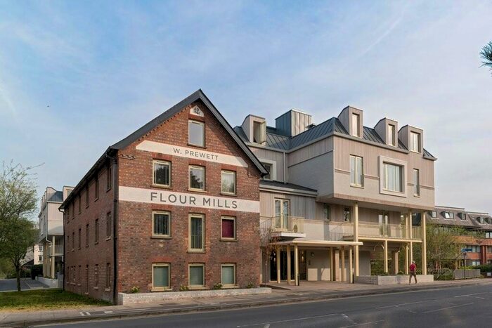 3 Bedroom Apartment To Rent In Prewetts Mill, Mill Bay Lane, Horsham, RH12