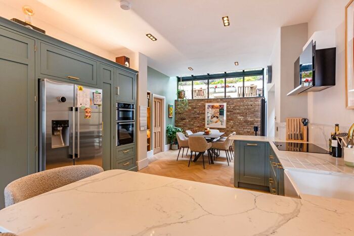 4 Bedroom Semi-Detached House For Sale In Grange Road, Lewes, BN7