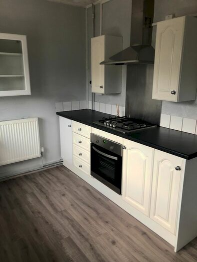 3 Bedroom Semi-Detached House To Rent In Flamstead Street, Allenton DE24