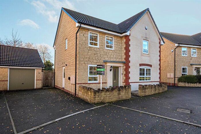 4 Bedroom Detached House For Sale In Dobunni Close, Whitchurch, Bristol, BS14