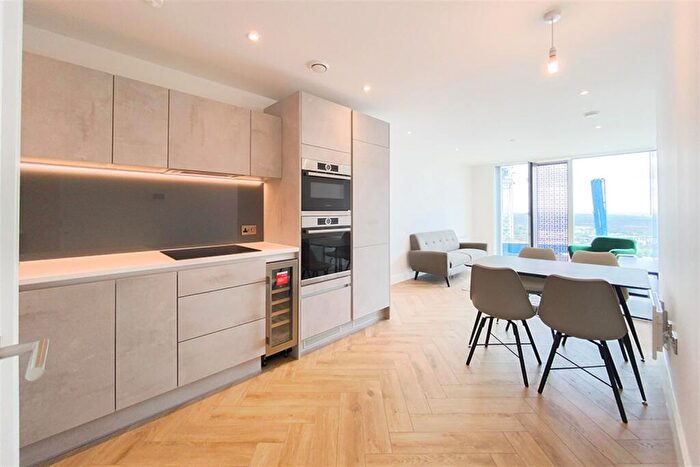 1 Bedroom Apartment To Rent In Elizabeth Tower, M15