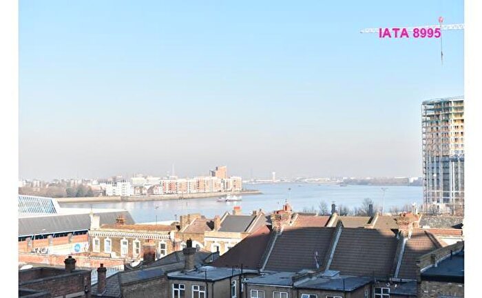 2 Bedroom Apartment To Rent In Powis Street, London, SE18